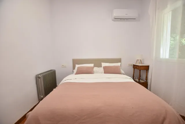 JUNTO CUESTA ESCORIAZA — 32