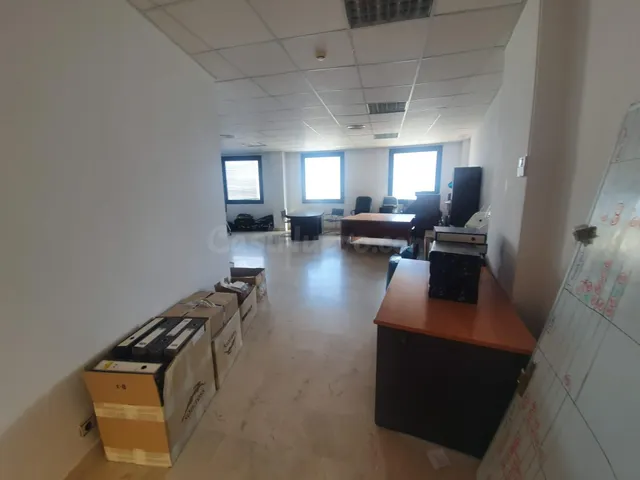 OFICINA EN BENTA EN EL POLÍGONO PISA - foto 4