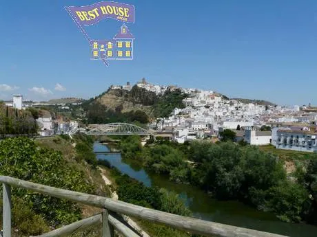 ALQUILER DE LOCAL COMERCIAL — 16