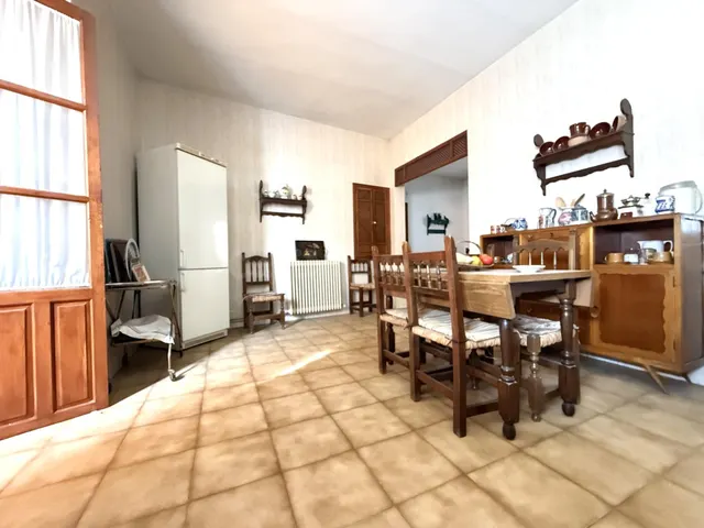 Casa de 533 m2 en el centro con grandes patios y múltiples p