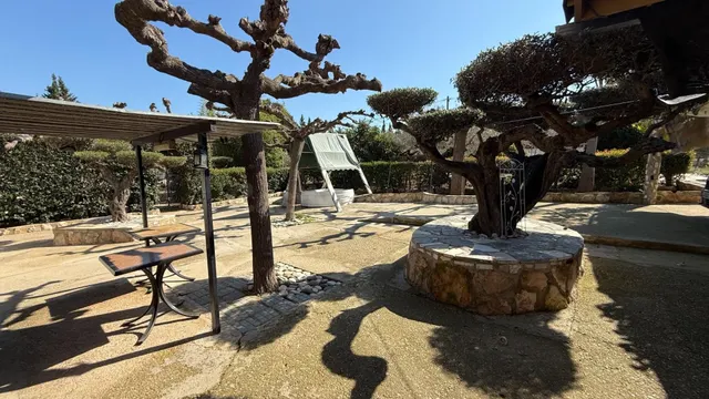 Finca rústica con vivienda legalizada y anexos en Santa Bàrb - foto 2