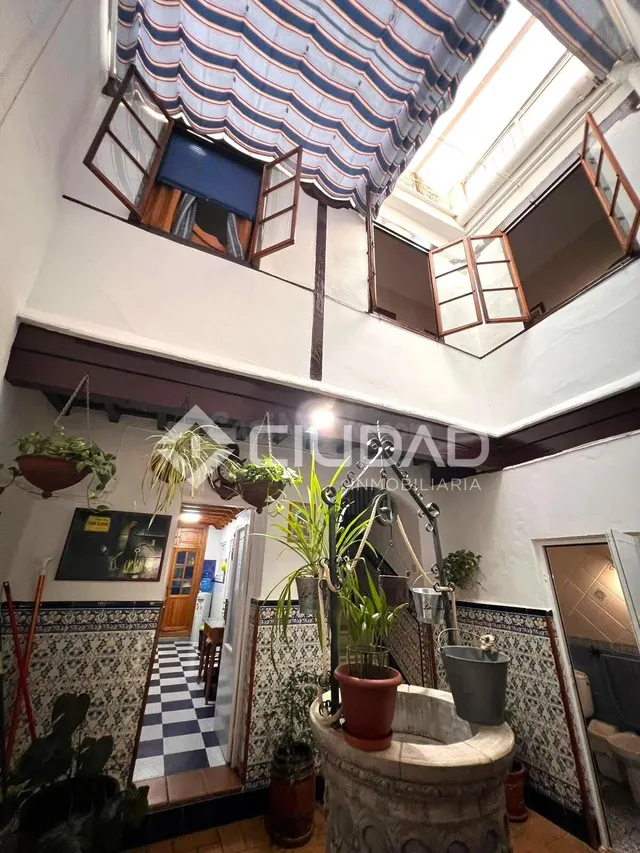 Casa de pueblo de estilo andaluz en Casco Histórico - Barrio Alto — 3