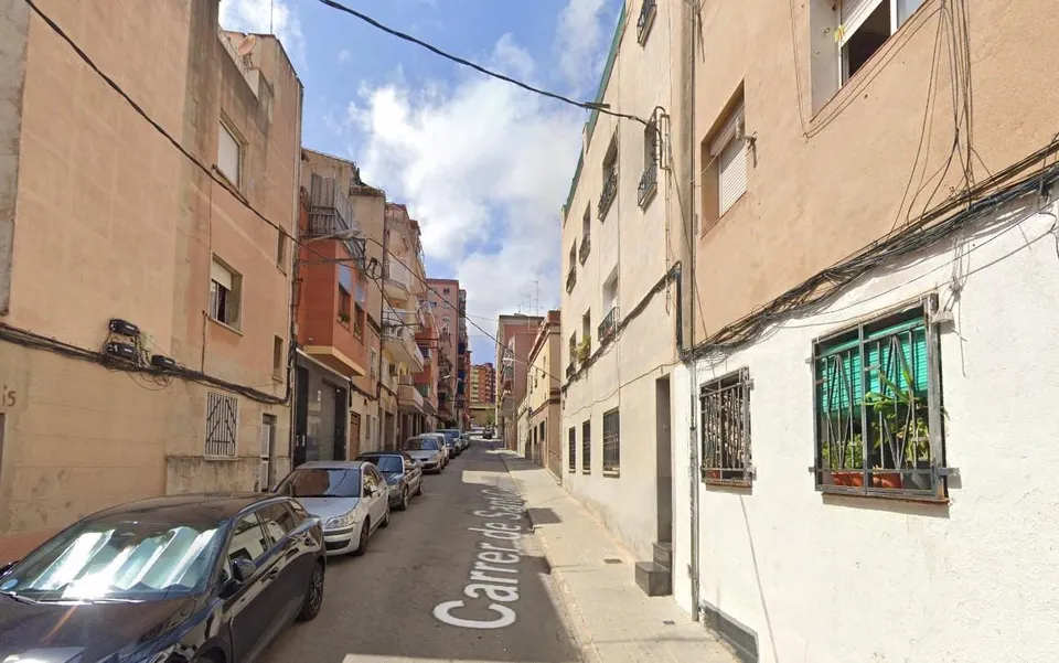 PISO EN BADALONA