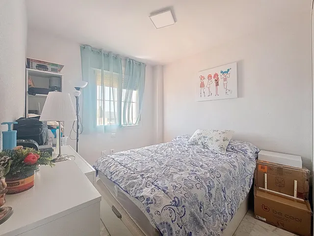Precioso apartamento de 2 dormitorios con vistas al mar — 13
