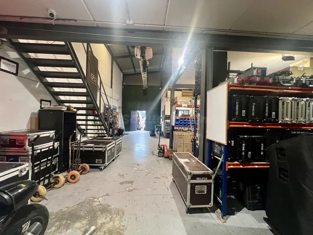Almacén 3 habitaciones 160m² en venta - Marbella — 2