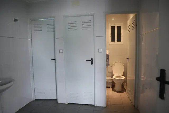 ESPECTACULAR COMPLEJO DE HOSTELERÍA EN PLENO FUNCIONAMIENTO — 42