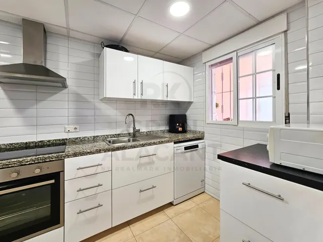Luminoso y céntrico bungalow — 13