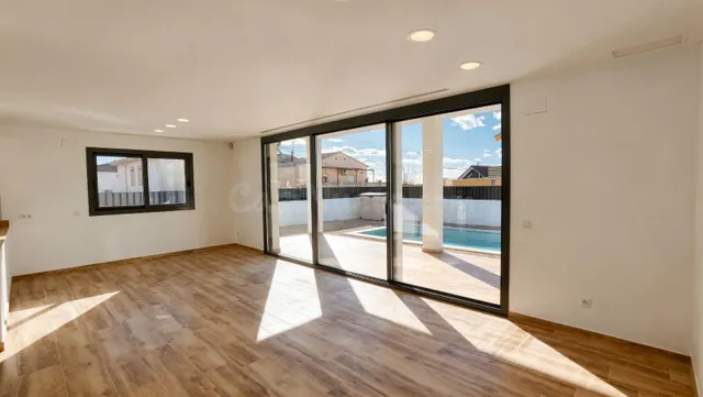 Casa unifamiliar de obra nueva con piscina privada en El Ven - foto 3