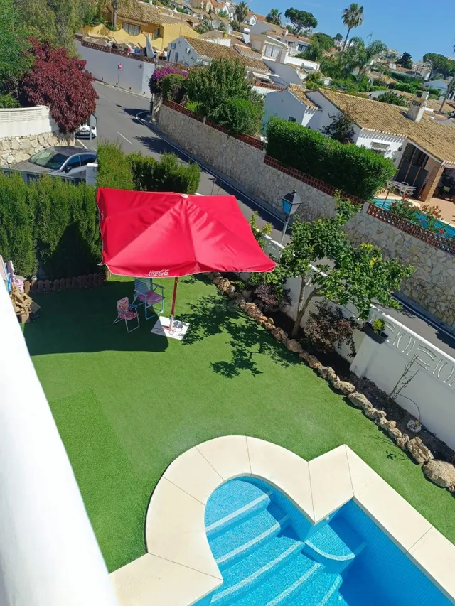 Bonito chalet en Calahonda,Mijas - foto 2