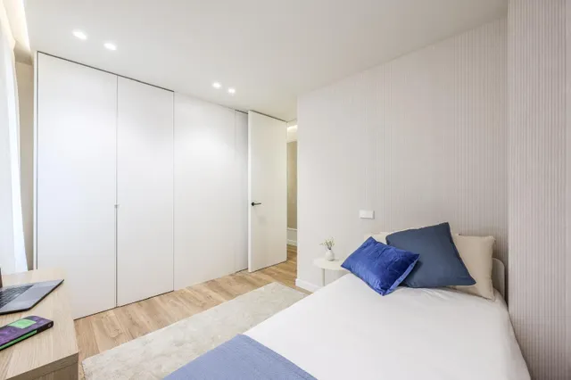 Exclusiva vivienda de lujo en planta alta con orientación sur junto al retiro — 23