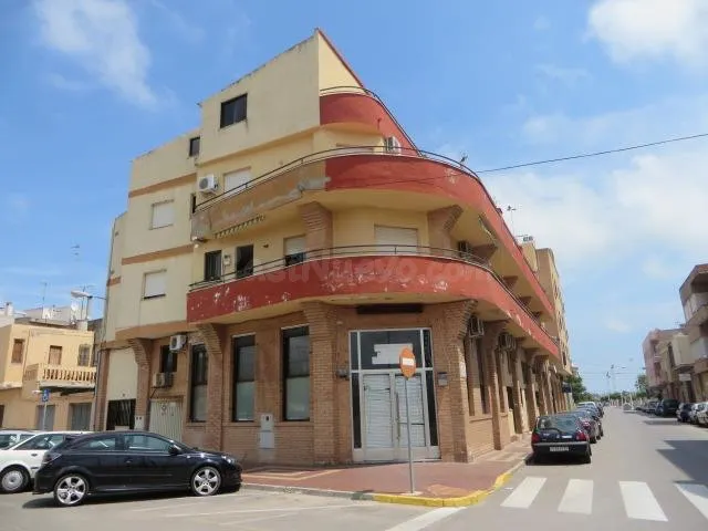 Venta de Local Comercial Sin Posesión en la localidad Moncof