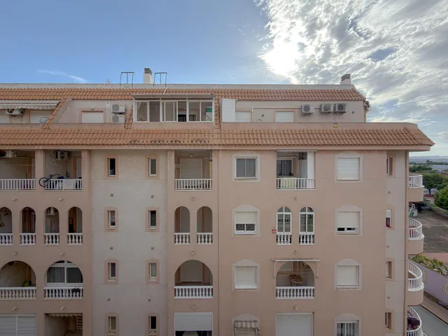 ¡Acequion! Magnifico apartamento con terraza cómoda y vistas laterales al mar + Piscina comunitaria a 220 metros de la playa — 9
