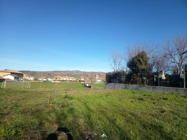 Terreno Urbano. Uterga - foto 2