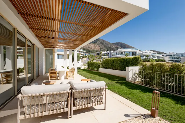 Villa independiente de lujo en venta  con vistas al mar y piscina privada en El Higuerón, Fuengirola — 38