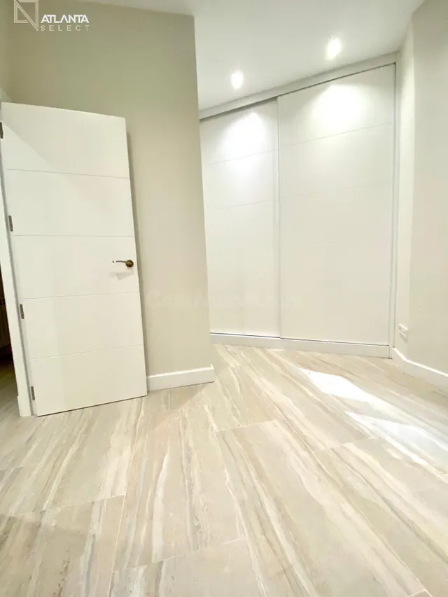 PISO EN VENTA EN MALASAÑA - foto 5