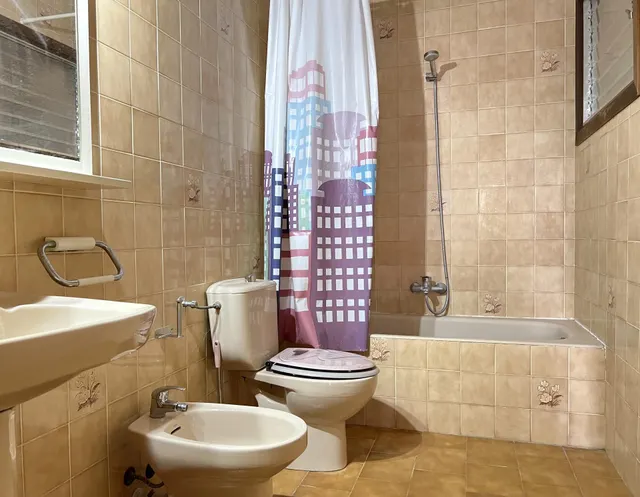 Piso con encanto y gran potencial en el centro de Sant Pere Pescador — 23