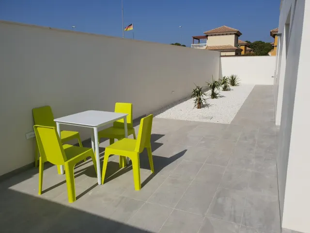 VILLAS DE OBRA NUEVA EN PINAR DE CAMPOVERDE — 23