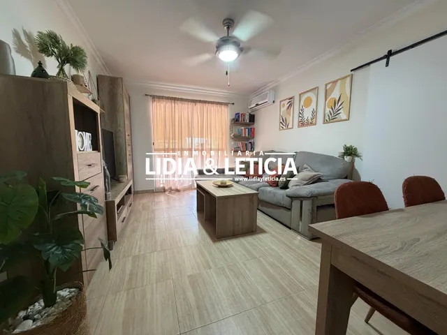 Piso reformado en primera planta — 3