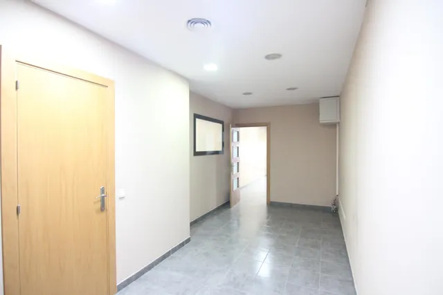 Local comercial de 108 m2 en Plaça Catalunya — 10