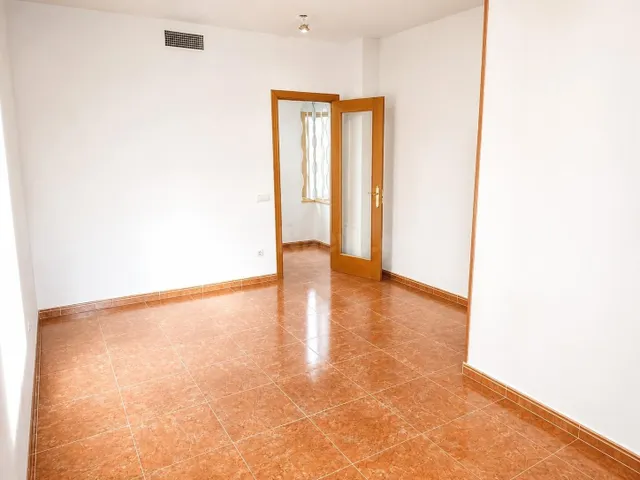 Piso en Valletes, Amposta - Ideal para Entrar a Vivir - Deco - foto 4