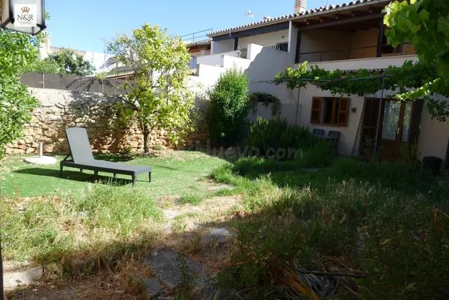 AUTÉNTICA CASA MALLORQUINA REFORMADA CON JARDÍN DE 109 M2 Y  - foto 4