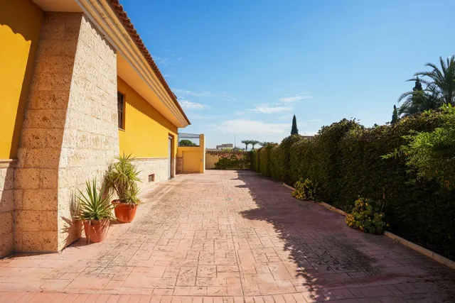 Chalet independiente 9 hab. la era alta Murcia — 44