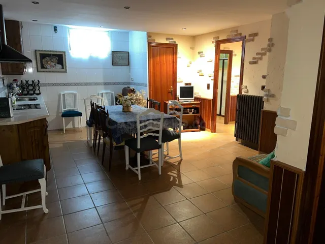 Casa 6 habitaciones 250m² en venta - Castilla la mancha - foto 3