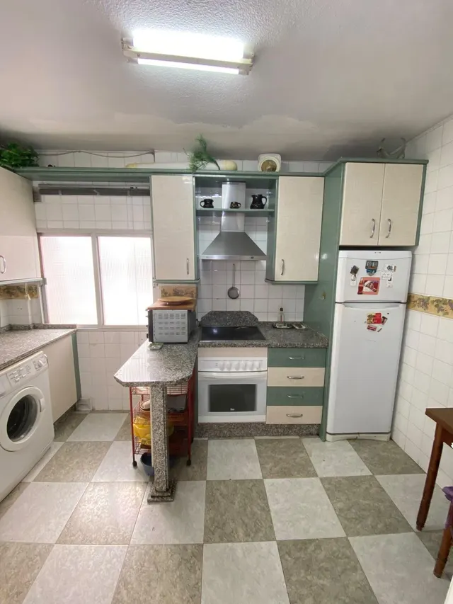 Piso 4 habitaciones 126m² en venta - Av. Barcelona - Viñuela - Rescatado — 7