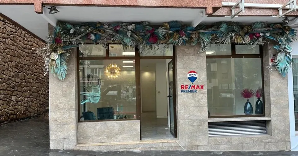 Local comercial recientemente reformado en alquiler en Benidorm