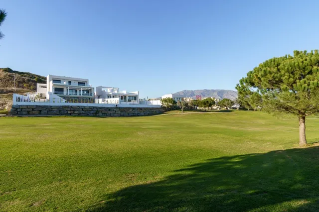 Villa de diseño contemporáneo a solo 4 minutos de Fuengirola. — 32