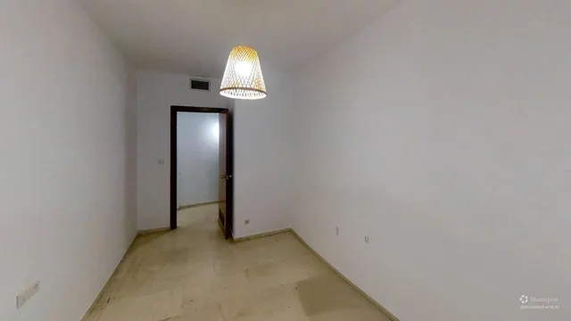 VIVIENDA EN CALLE ALCALDE CRUZ CEBALLOS — 15