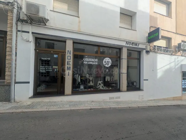 EDIFICIO CON AMPLIO LOCAL COMERCIAL EN PLENO CENTRO DE LA PO