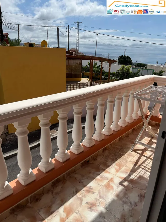 Adeje. Armeñime.  Piso 1 habitación, garaje, balcon, salon comedor — 2