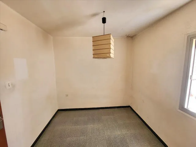 Piso de 3 habitaciones para actualizar en Ibi - SIN ASCENSOR — 11