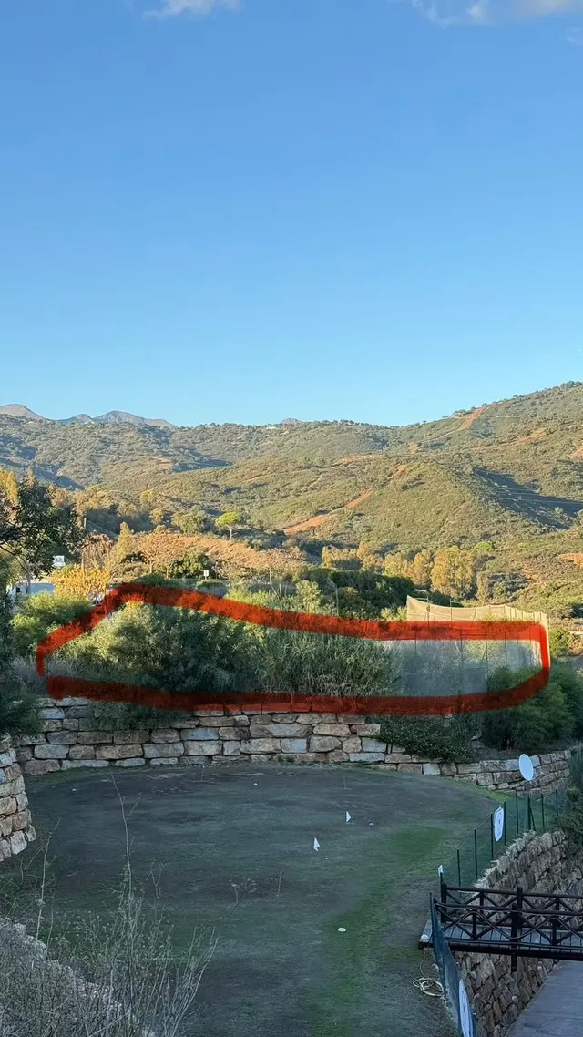 Parcela Elviria Marbella: 1246 m2 para construir villa exclusiva — 2