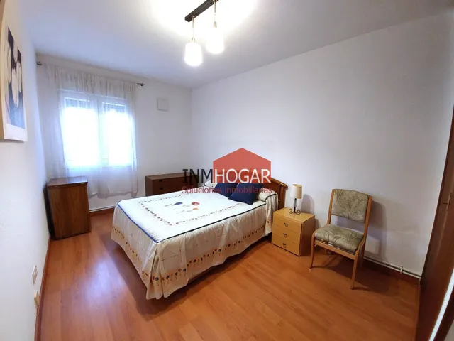 Planta baja reformada con patio en Sanchidrián, Ávila, al lado de la plaza — 10