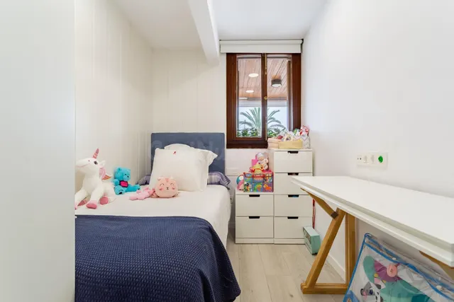 Exclusivo Apartamento Reformado en Primera Línea de Mar - Paseo Miramar, Salou — 9