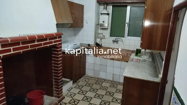 CASA EN VENTA EN AGRES
