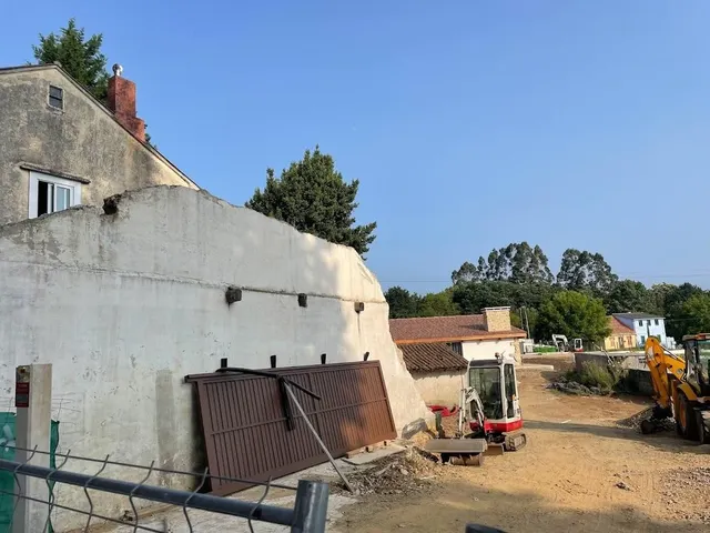 FINCA URBANA EN CAMBRE (DOS PARCELAS) — 7