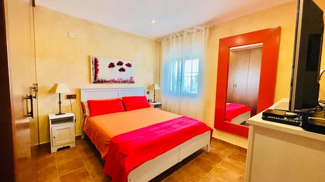 Magnifica villa en Orihuela con piscina privada — 38