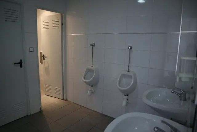 ESPECTACULAR COMPLEJO DE HOSTELERÍA EN PLENO FUNCIONAMIENTO — 44