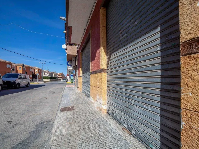 Local comercial de 169 m2 — 10