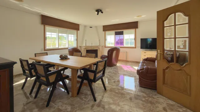 Tu finca privada con vistas infinitas: 308 m2 de vivienda y casi 3 hectáreas de terreno — 9