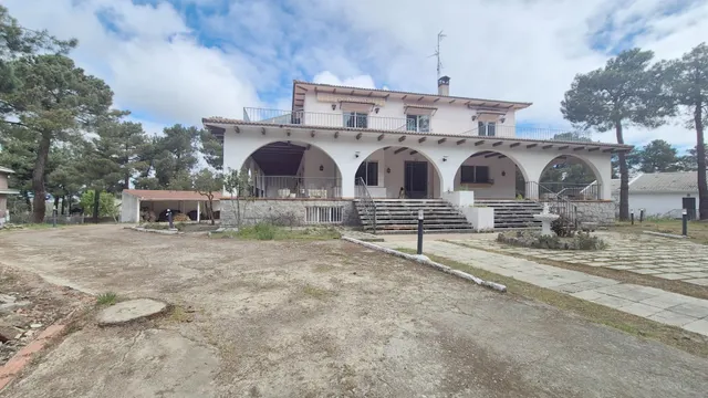 CHALET VENTA EL PINAR DE ALBA. Urbis te ofrece un chalet ind - foto 4