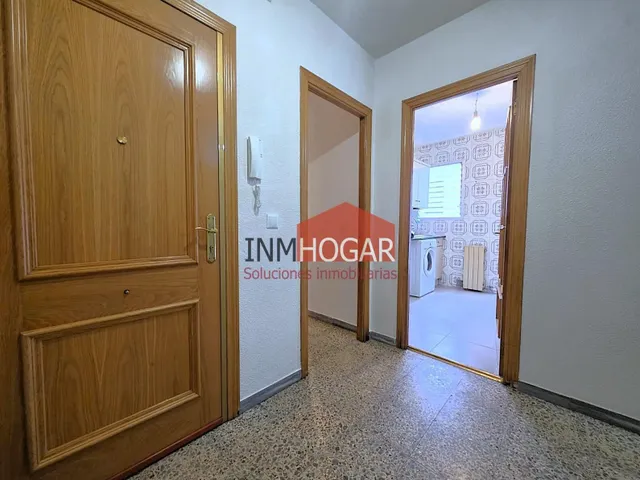 Amplia vivienda de 4 dormitorios con dos terrazas acristaladas en venta la zona sur de Ávila — 30