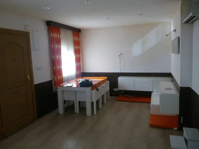 21 Inmobiliarias Vende casa en Xirivella zona Avenida Cami Nou — 16