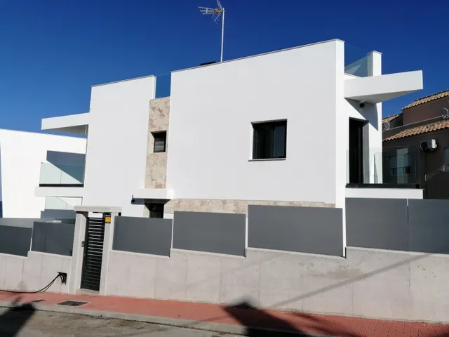 VILLA A ORILLAS DE LA PLAYA DE LA MATA – TORREVIEJA! — 7