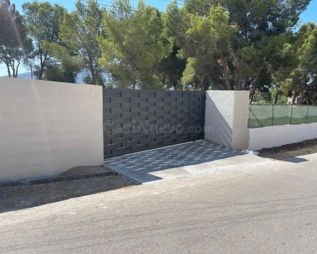 Se vende terreno Rustico vallado en Alfas del Pi