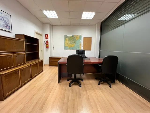 LOCAL COMERCIAL  Y PLAZA DE PARKING EN COVADONGA — 9