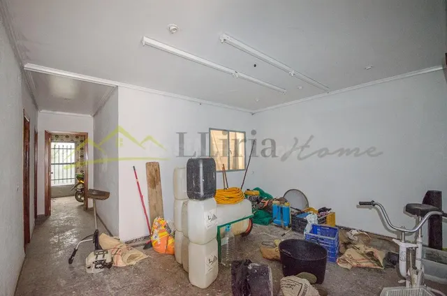 Ref. 04293 - Casa con parcela urbana en una de las mejores z - foto 4